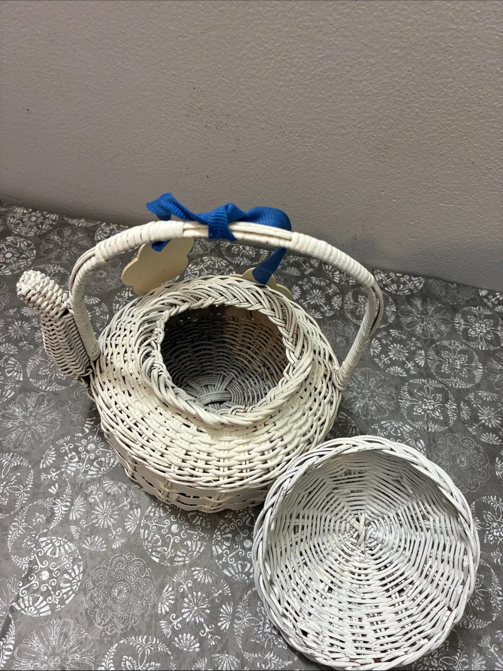 White Wicker Teapot Basket with Blue Ribbon Accents